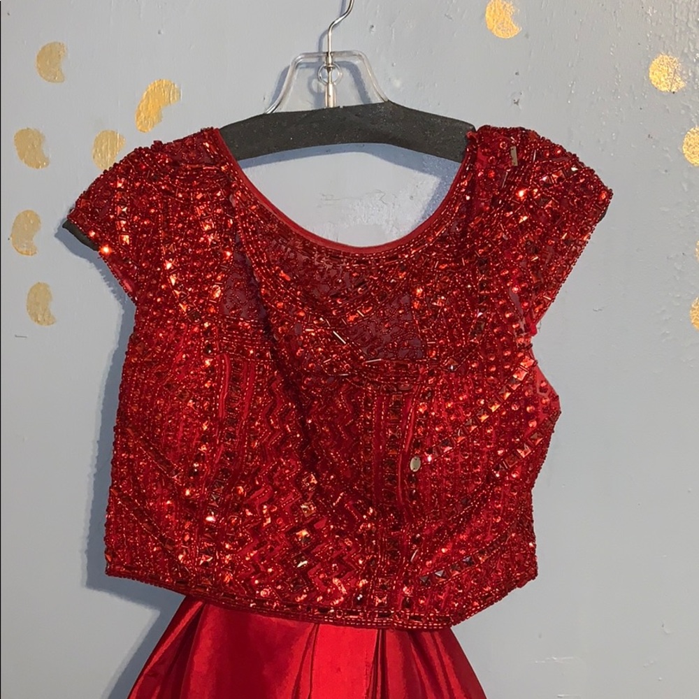 Sherri Hill 2 piece prom dress